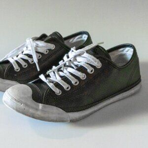 Converse Black Leather White sole Men's 5sz Women's 7sz Sneakers